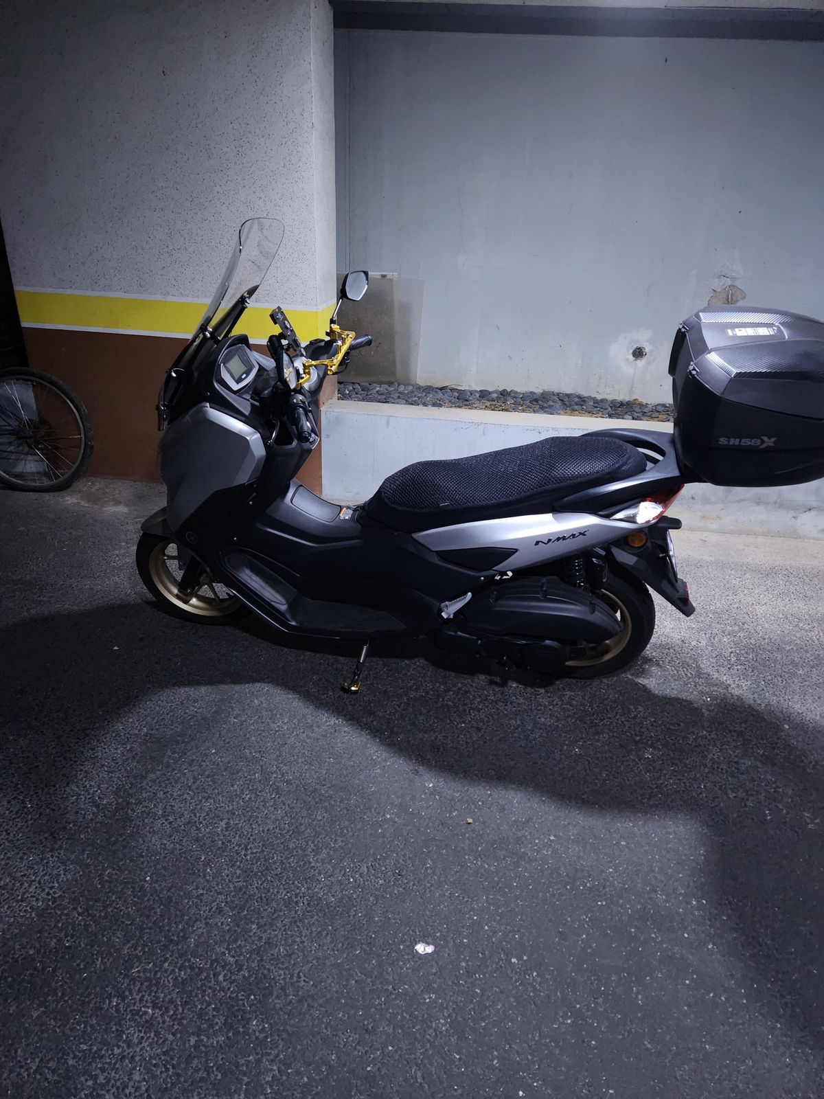 야마하 NMAX 125 5