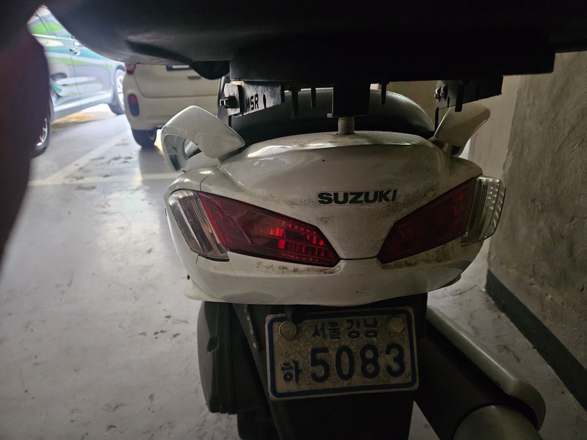 스즈키 버그만 125 6