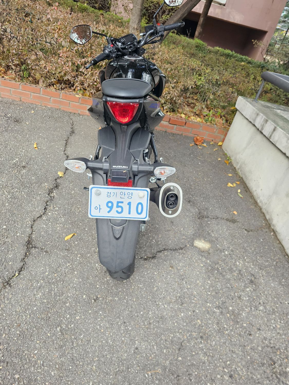 스즈키 GSX S 125 4