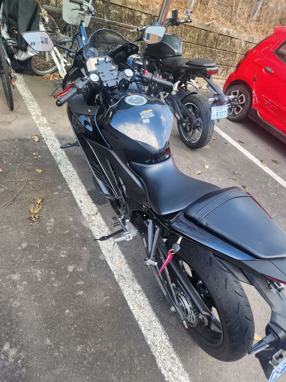 야마하 YZF R3 more
