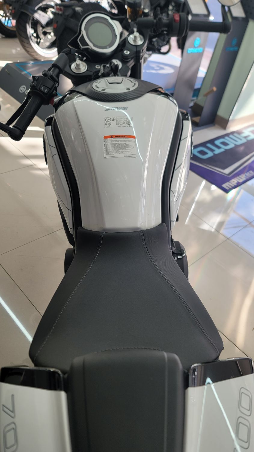 CF모토 CLX 700 스포츠 more