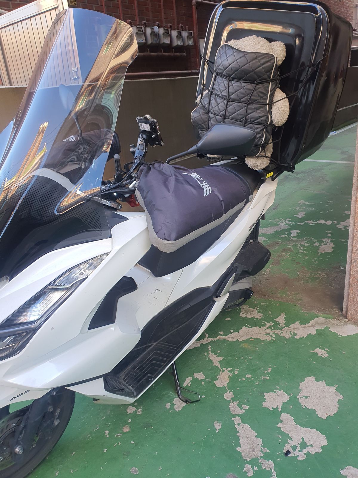 혼다 PCX 125 more