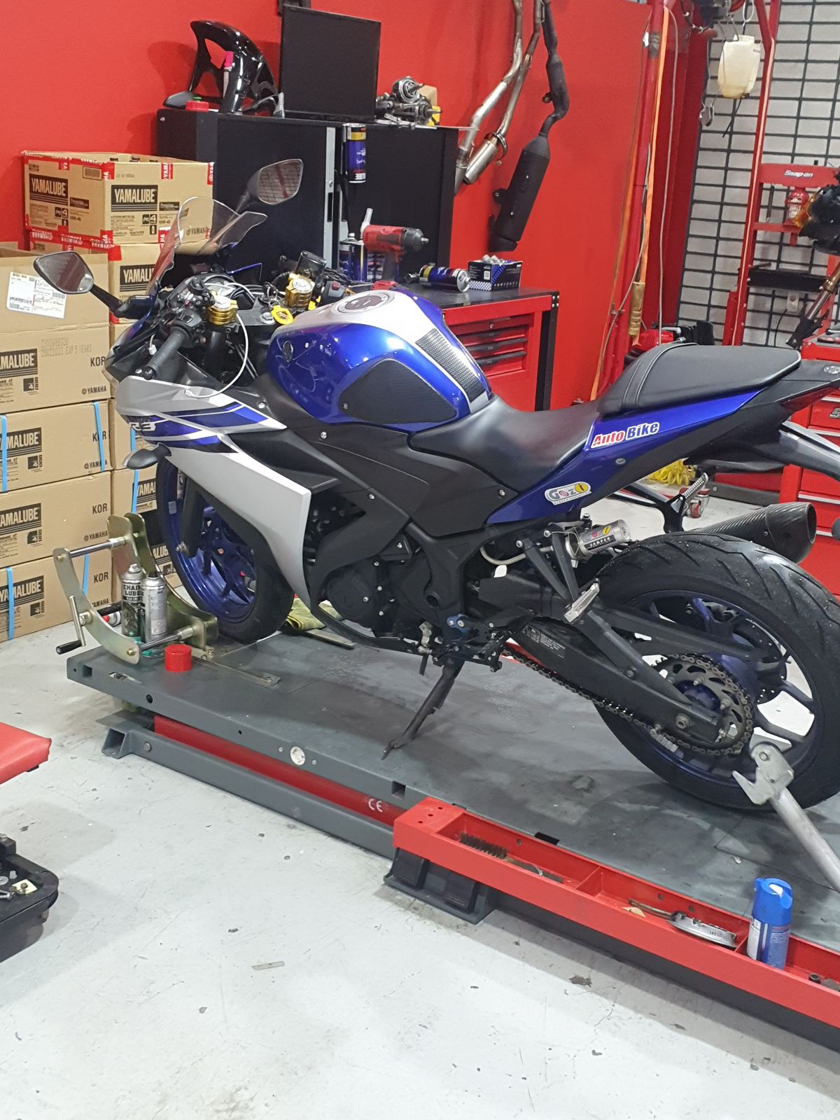 야마하 YZF R3 main