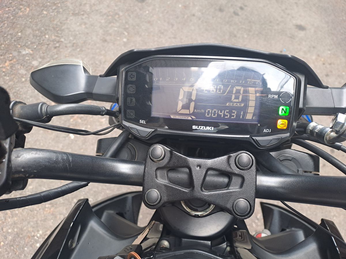 스즈키 GSX S 125 6