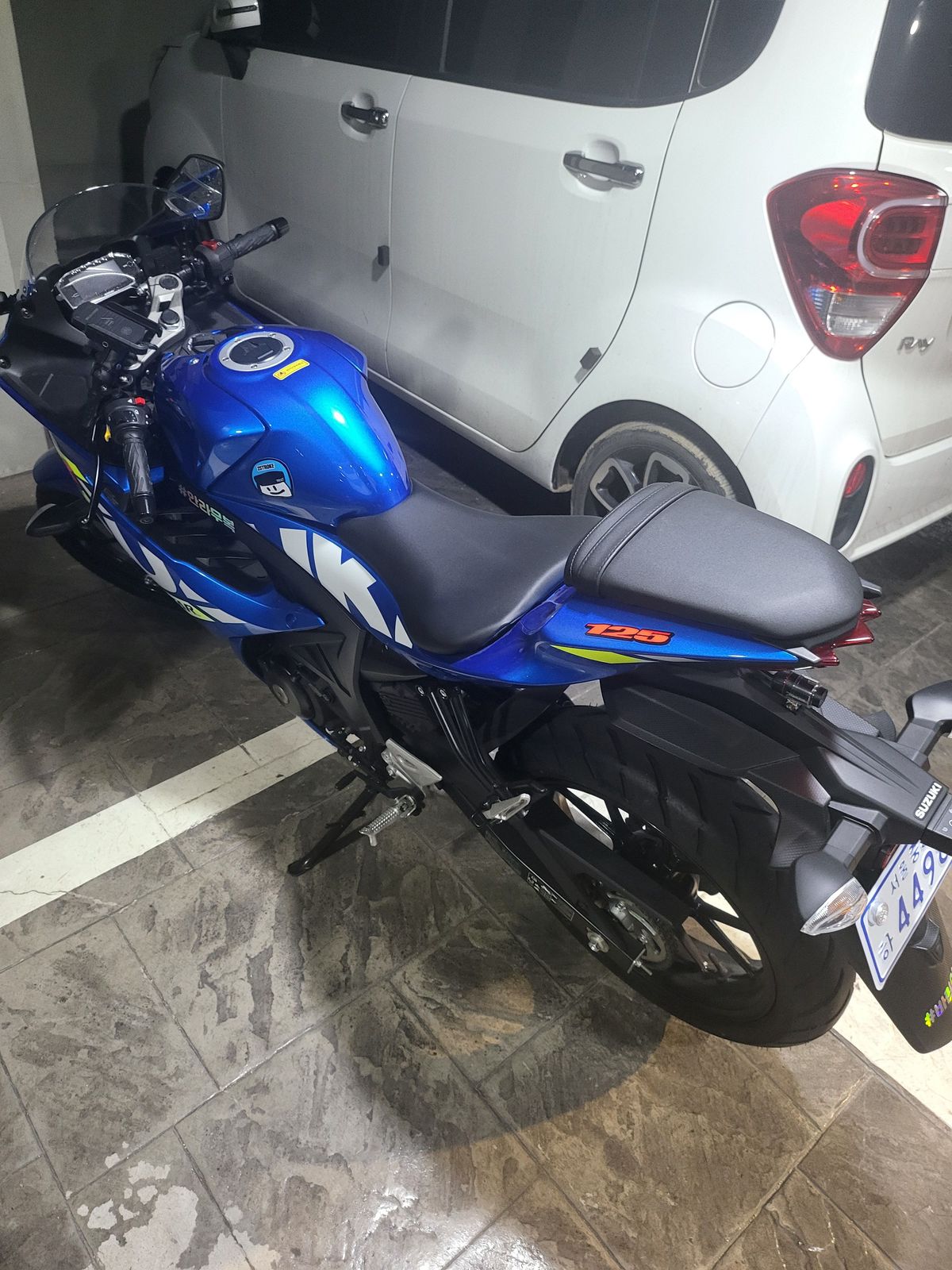 스즈키 GSX R 125 ABS 8