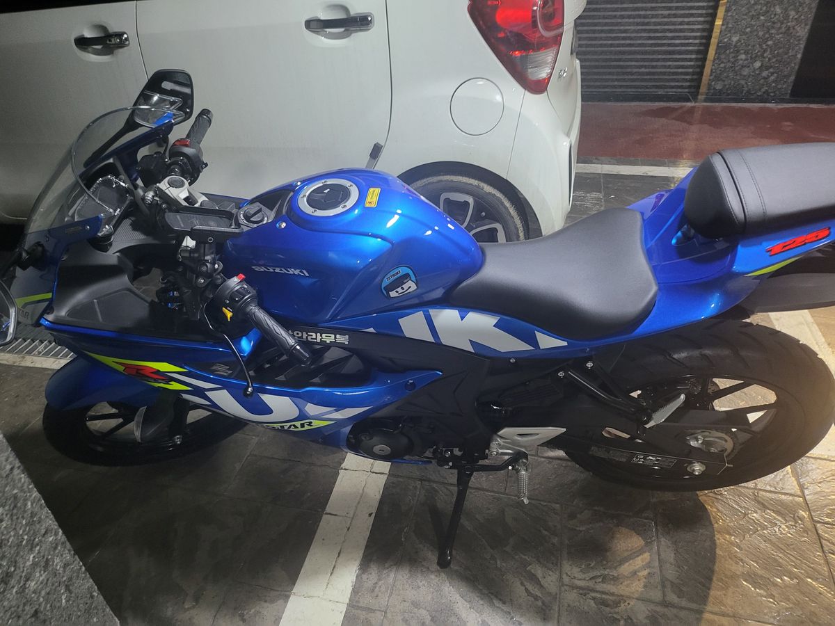 스즈키 GSX R 125 ABS 7