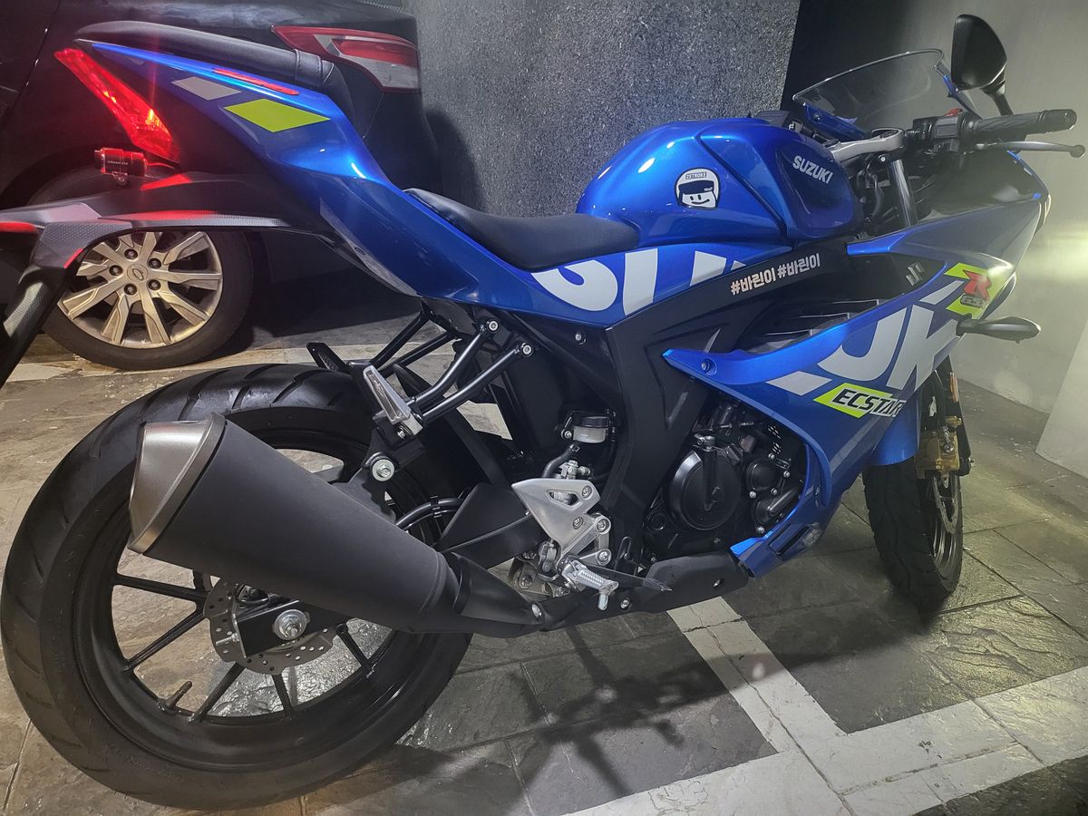 스즈키 GSX R 125 ABS 4