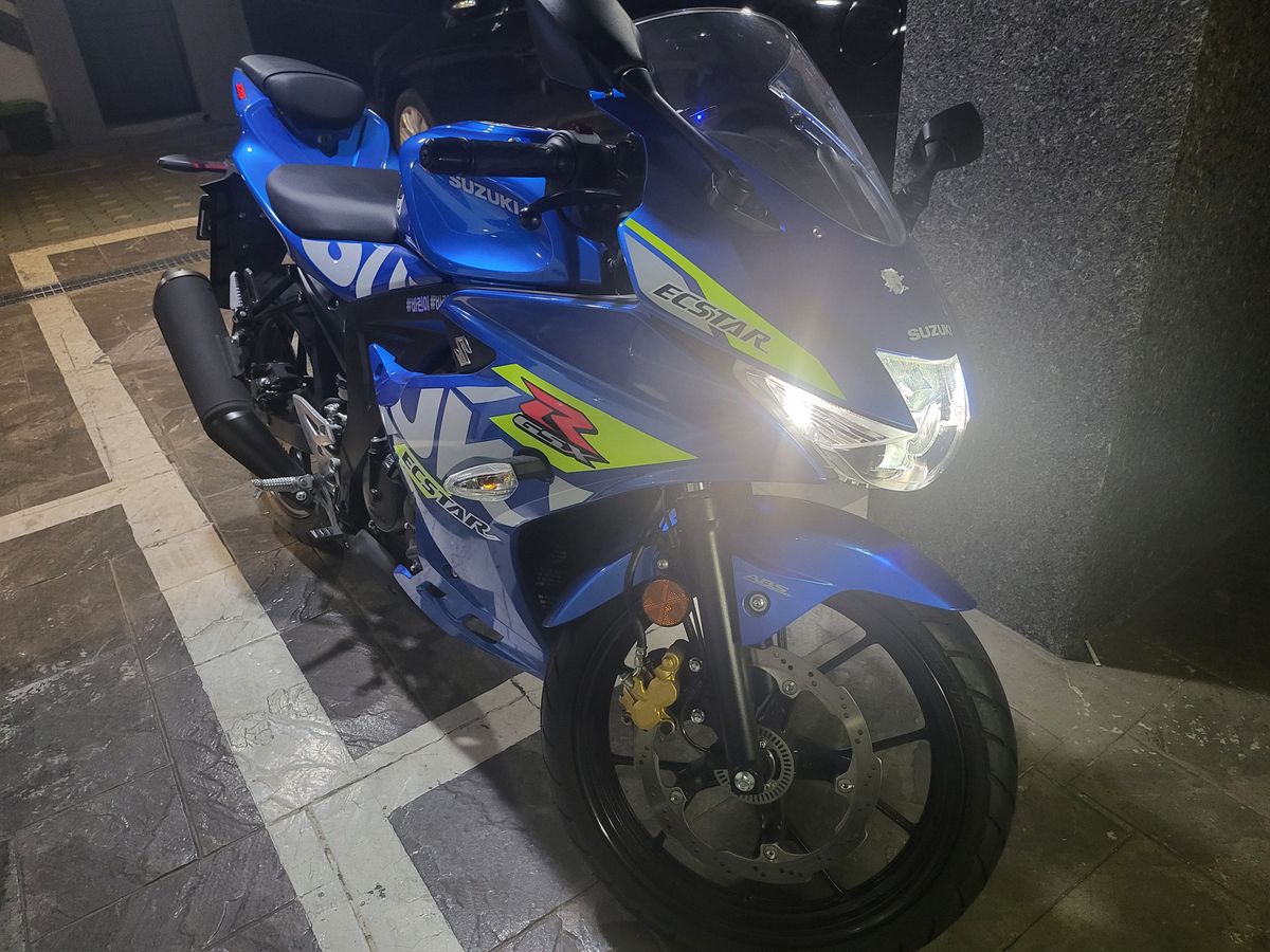 스즈키 GSX R 125 ABS more