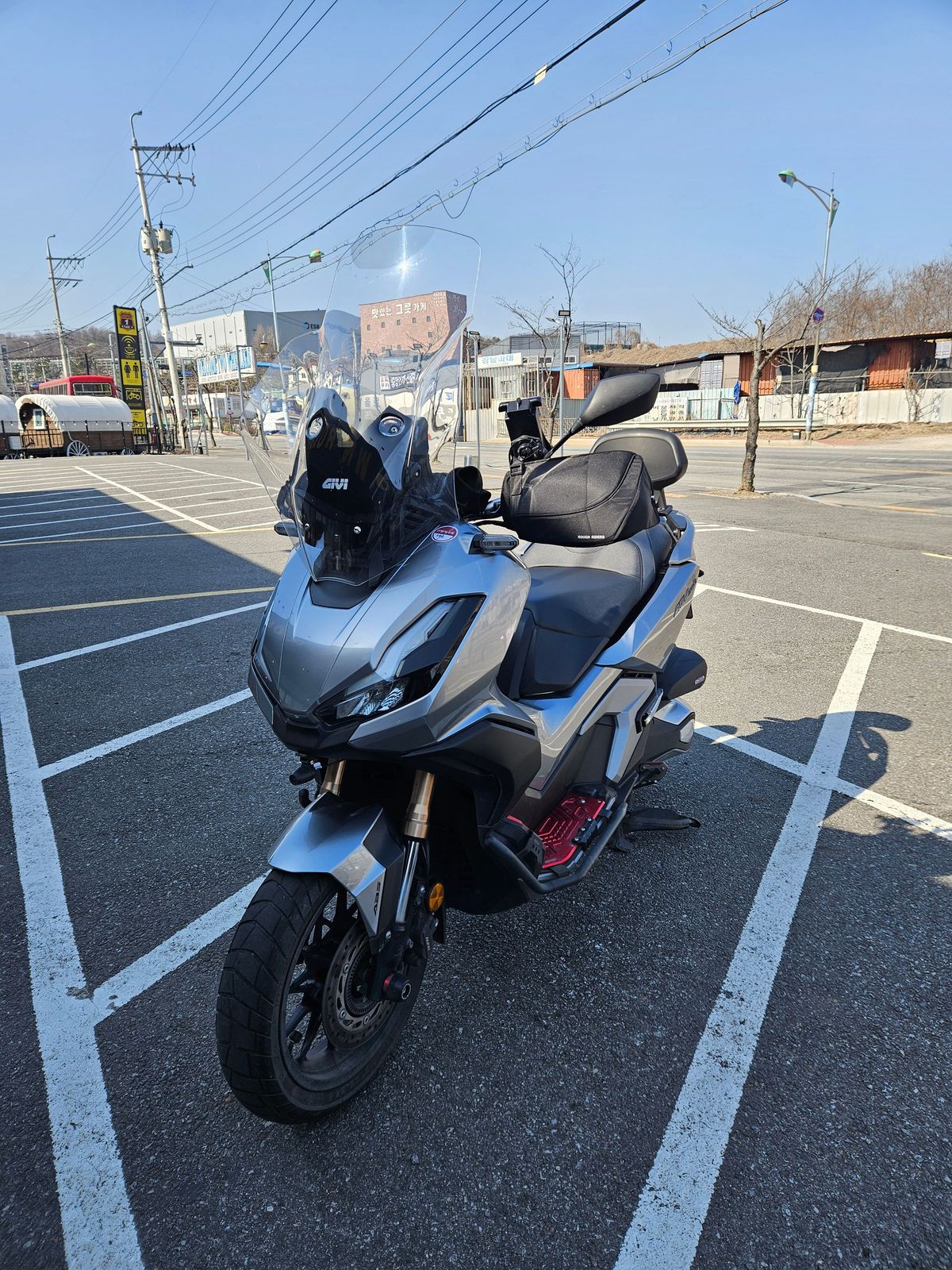 혼다 ADV 350 main