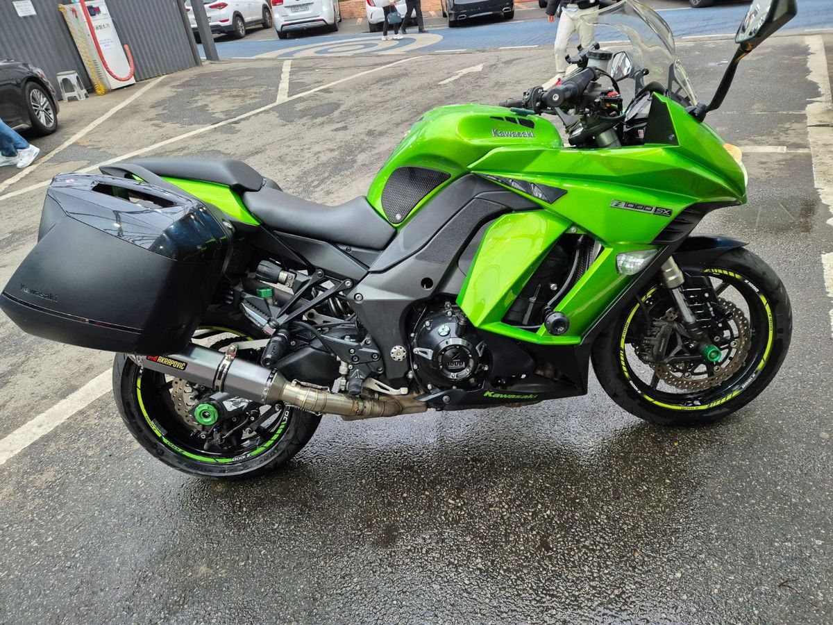 가와사키 Z 1000 SX 6