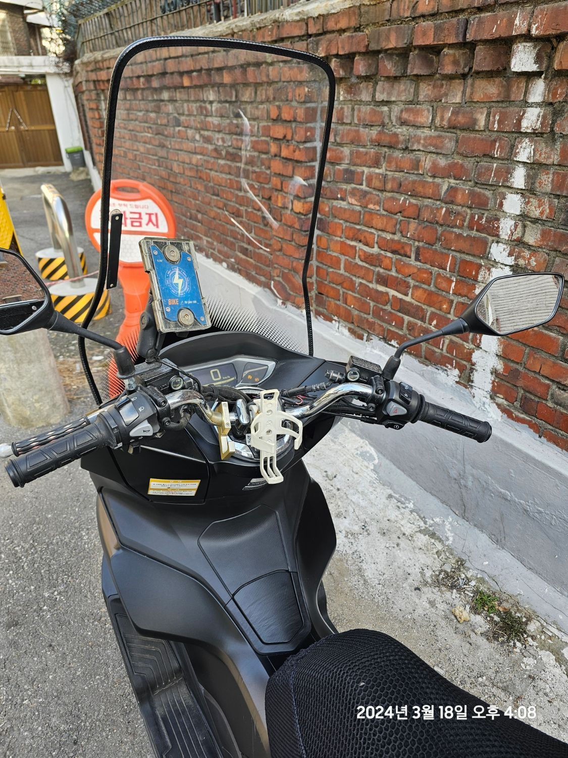 혼다 PCX 125 more