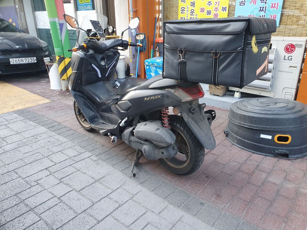 야마하 NMAX 125 main