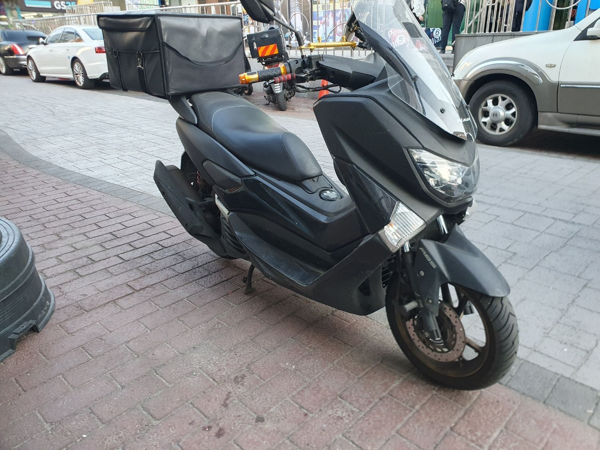 야마하 NMAX 125 more