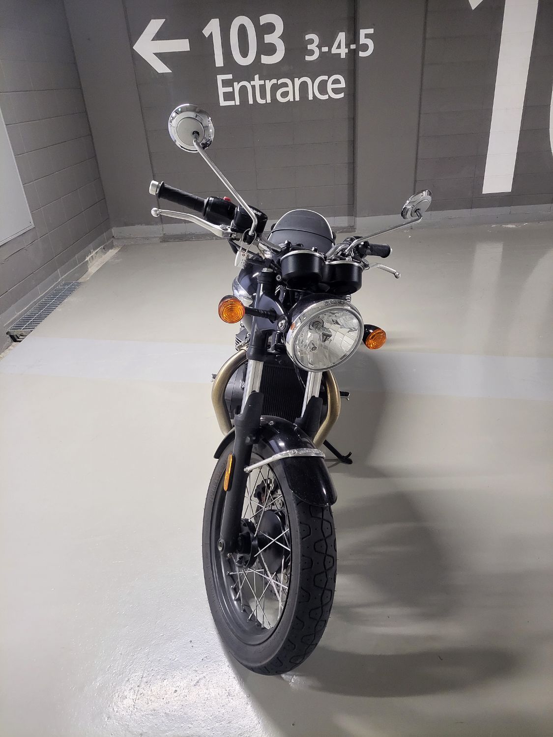 트라이엄프 본네빌 T100 4