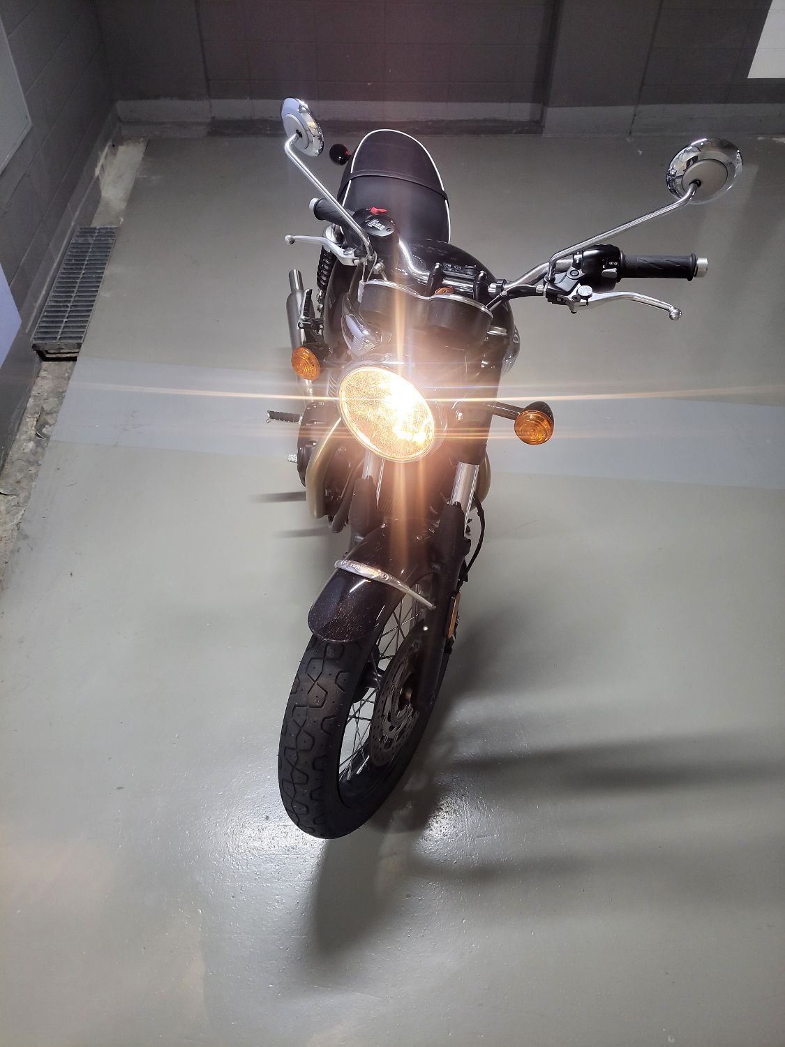 트라이엄프 본네빌 T100 6