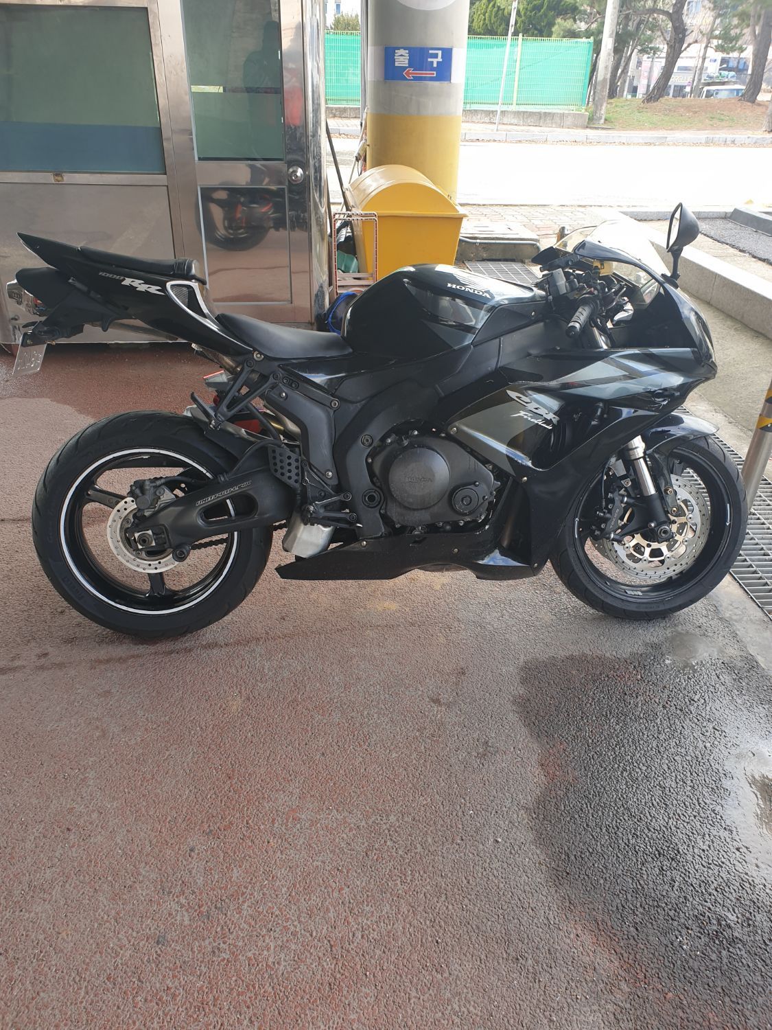 혼다 CBR 1000 RR-R 파이어블레이드 main