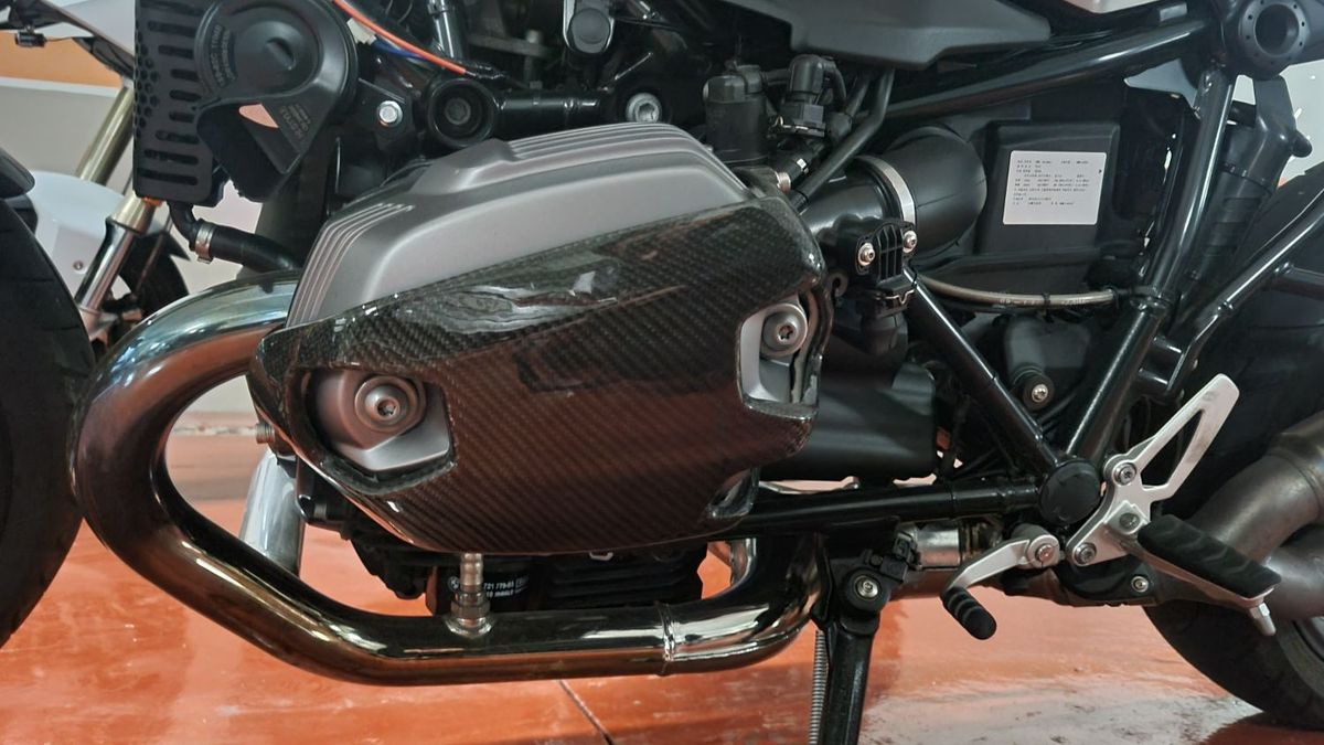 BMW R nine T  thumb 2