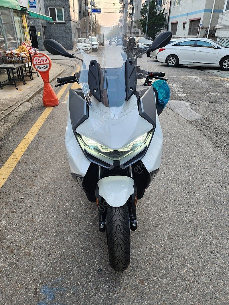 BMW C 400 GT main