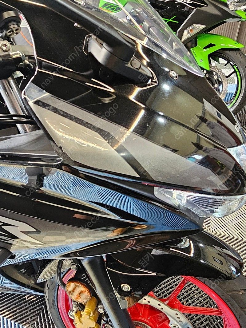 스즈키 GSX R 125 ABS 8