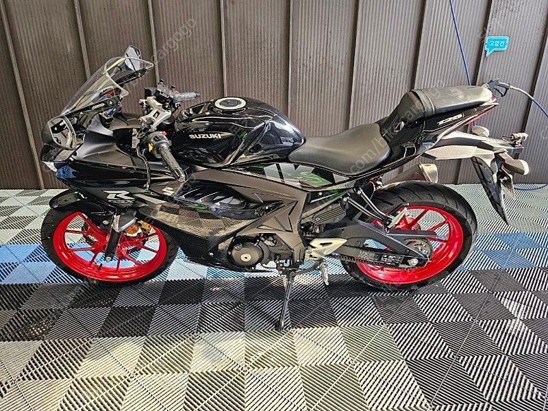 스즈키 GSX R 125 ABS main