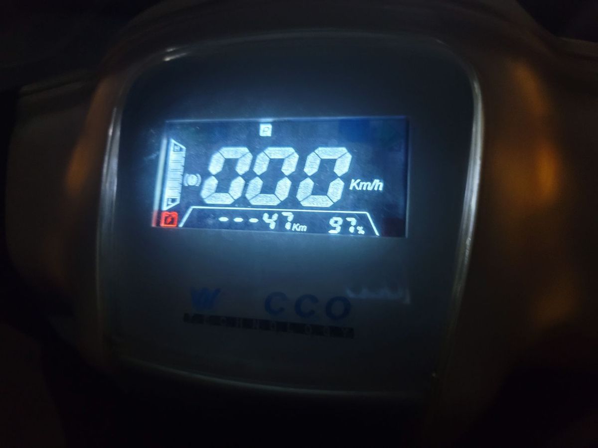 기타 EV E6 8