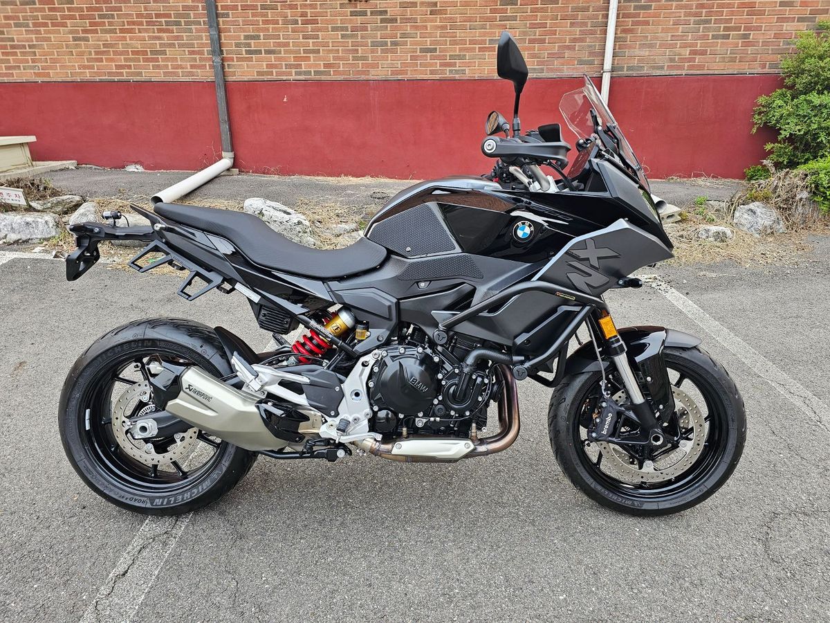 BMW F 900 XR main