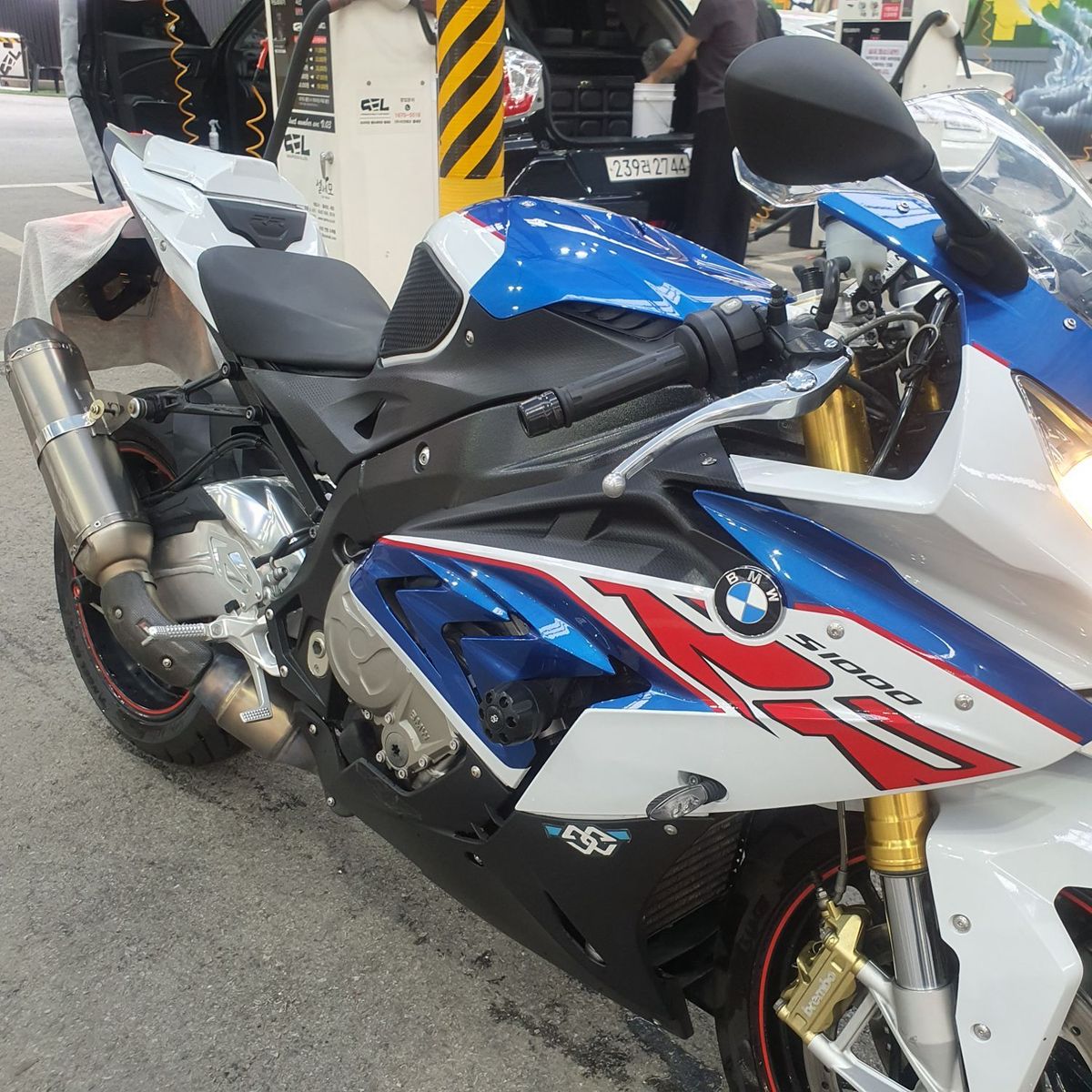 BMW S 1000 RR thumb 2