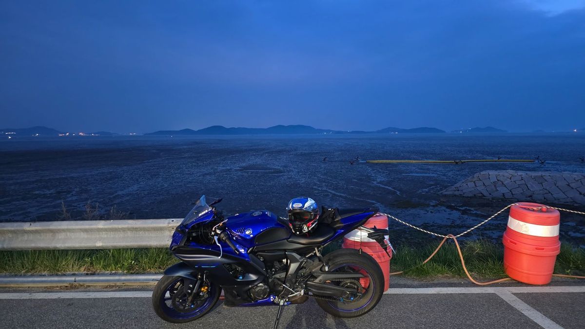 야마하 YZF R7 main