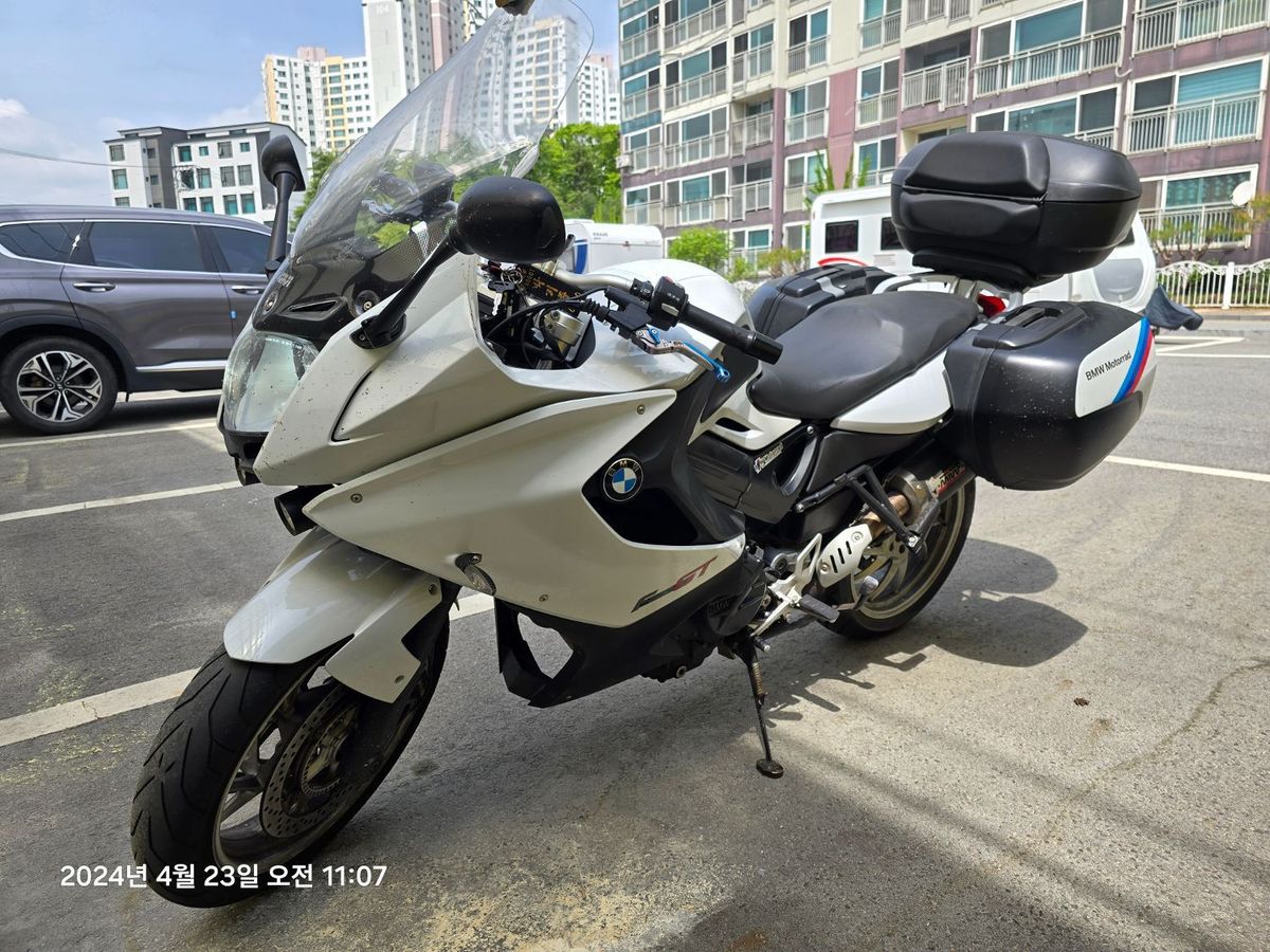 BMW F 800 GT main