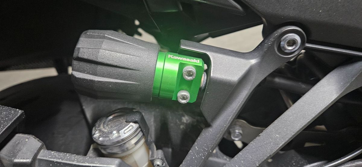 가와사키 Z 1000 SX 9