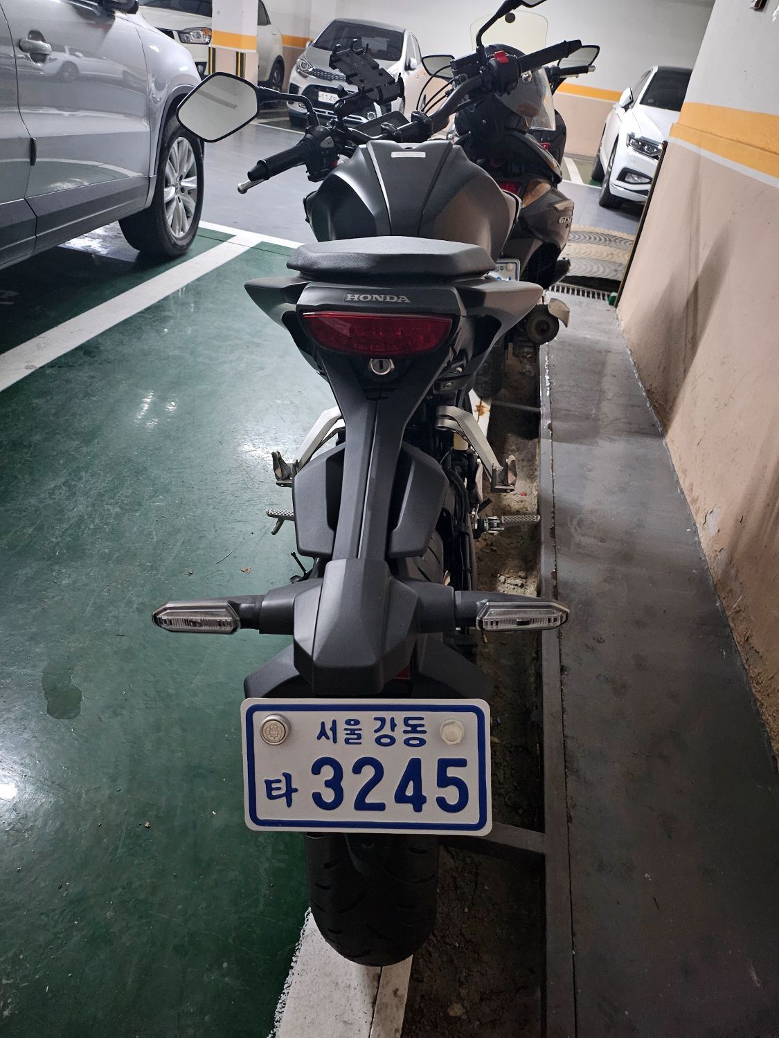 혼다 CB 125 R 4