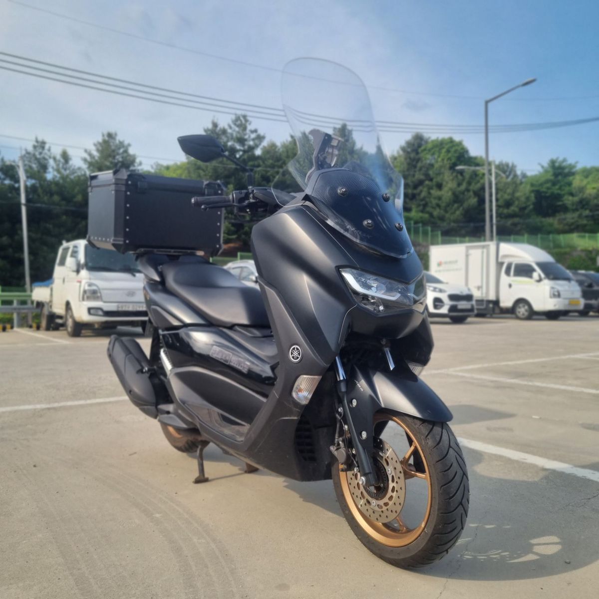 야마하 NMAX 125 thumb 2