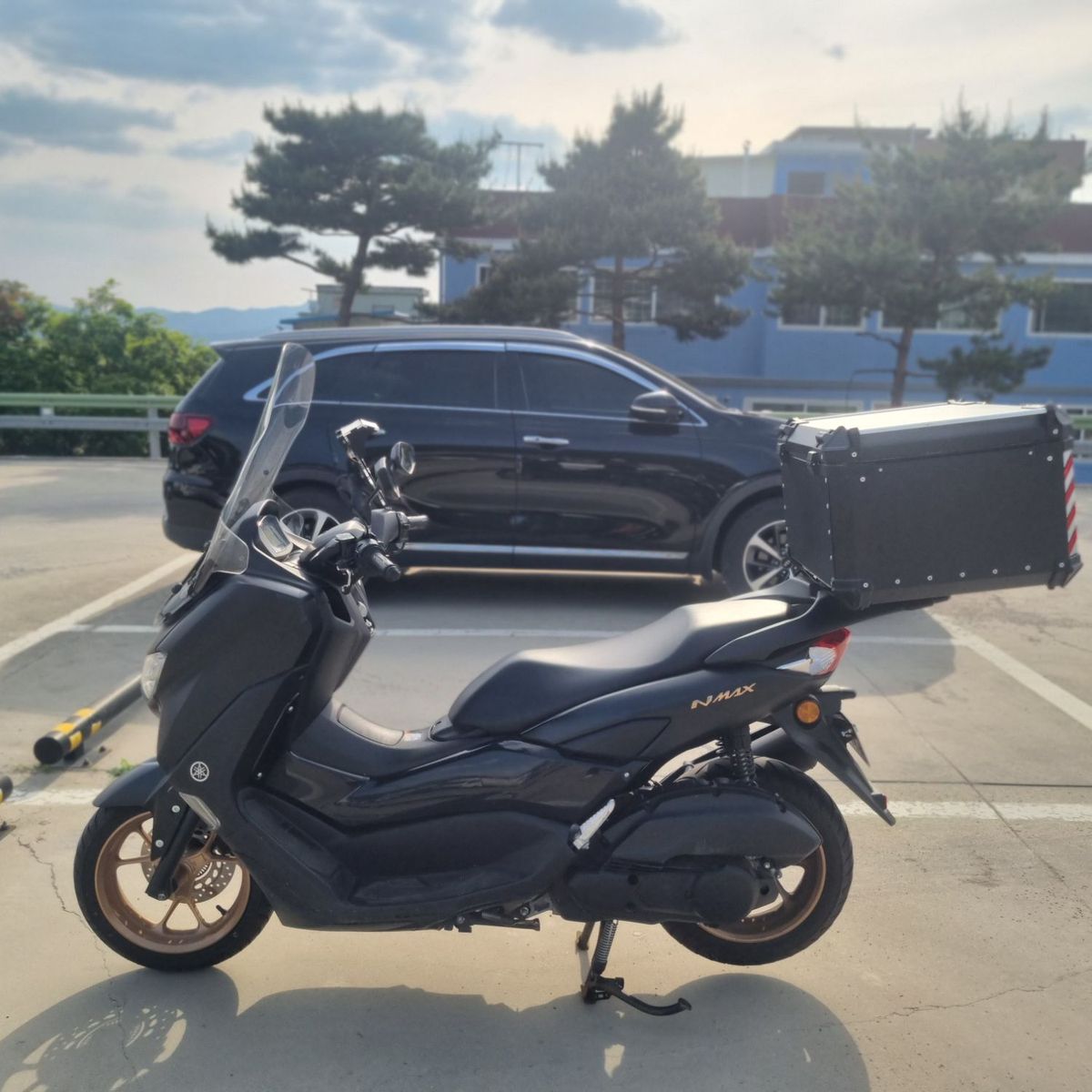 야마하 NMAX 125 more