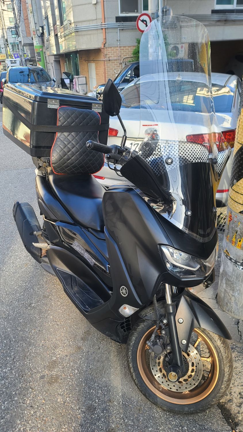 야마하 NMAX 125 5