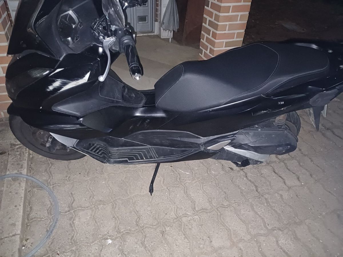 혼다 PCX 125 5