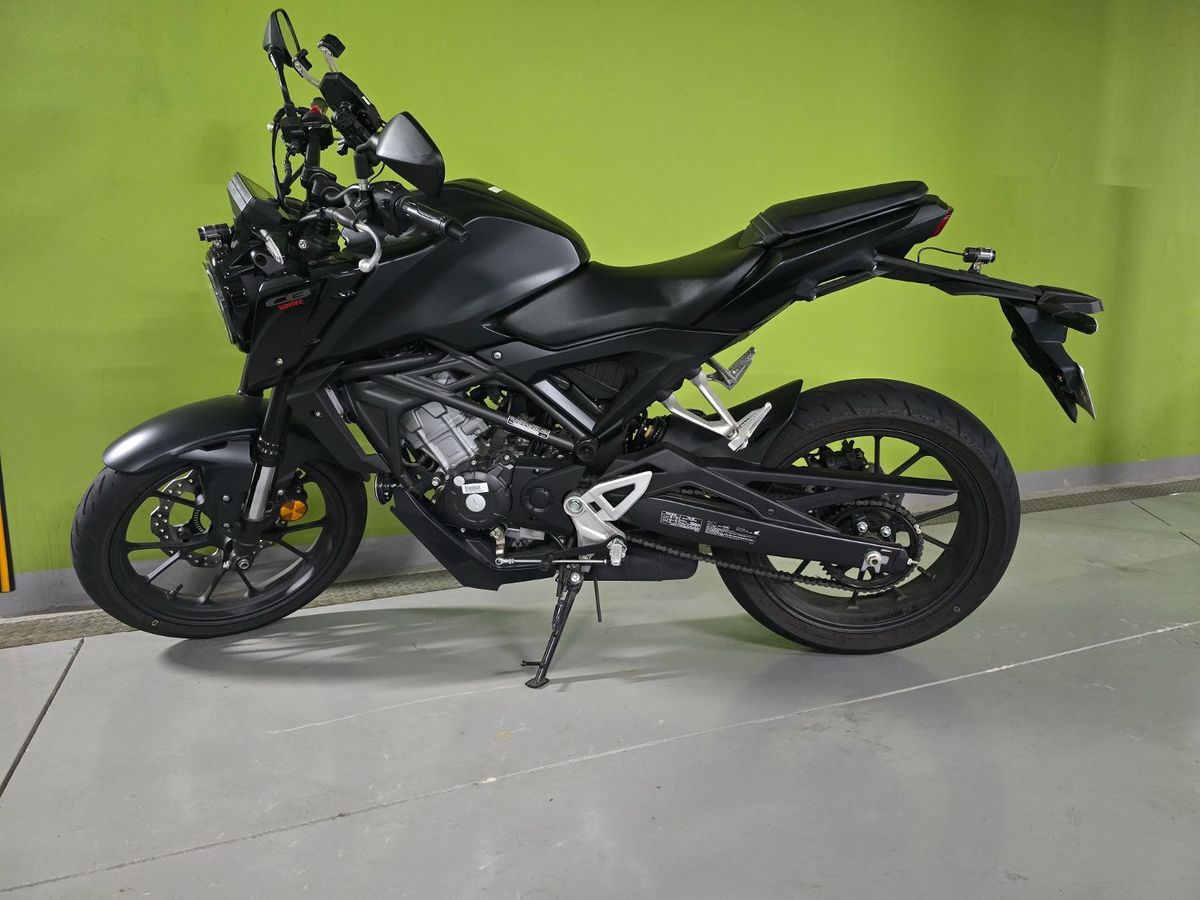 혼다 CB 125 R thumb 2