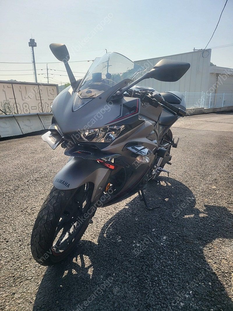 야마하 YZF R3 main