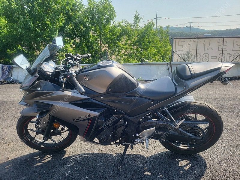 야마하 YZF R3 more