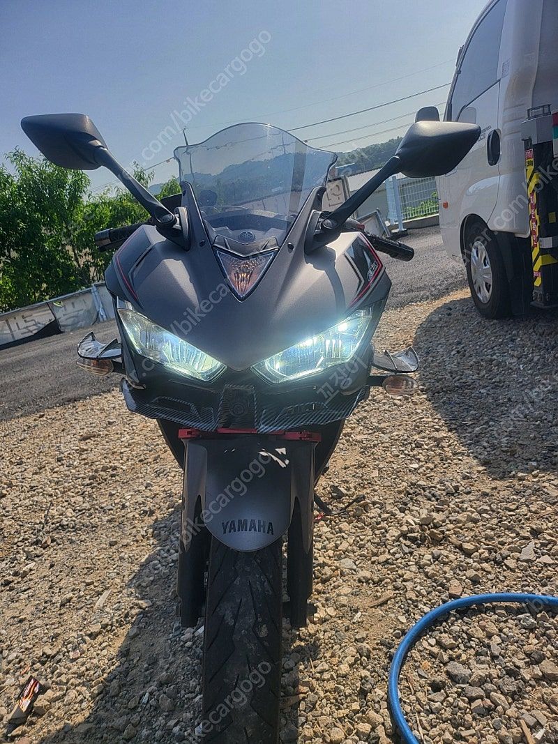 야마하 YZF R3 9