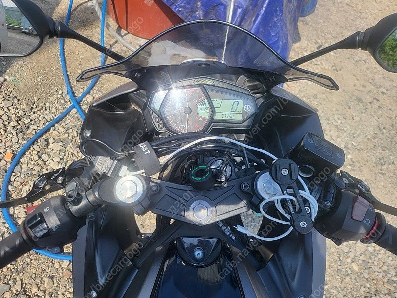 야마하 YZF R3 10