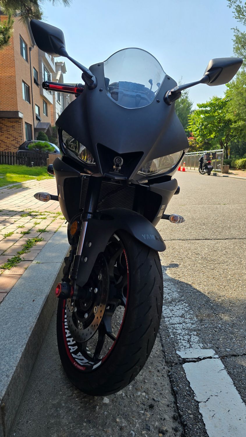 야마하 YZF R3 4