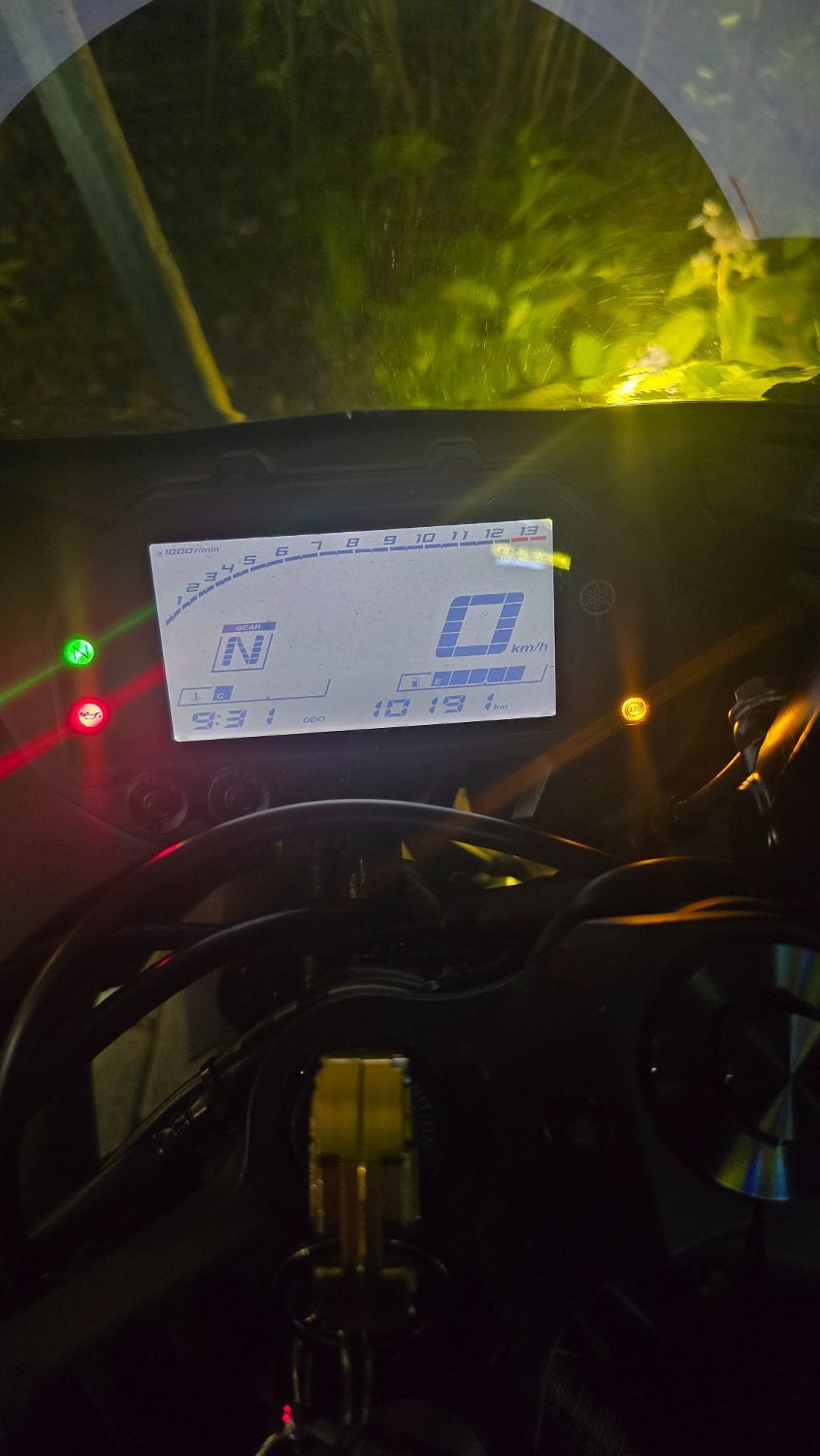 야마하 YZF R3 main