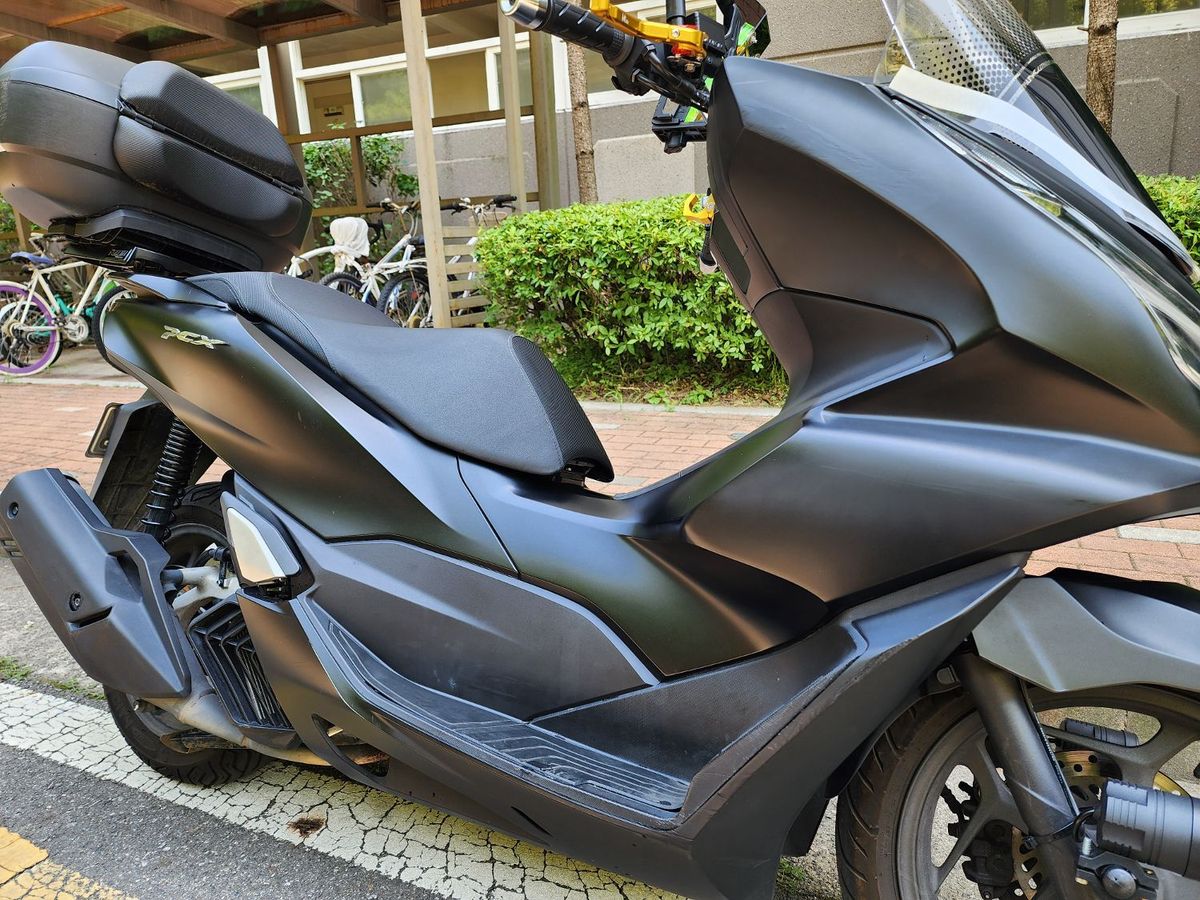 혼다 PCX 125 more
