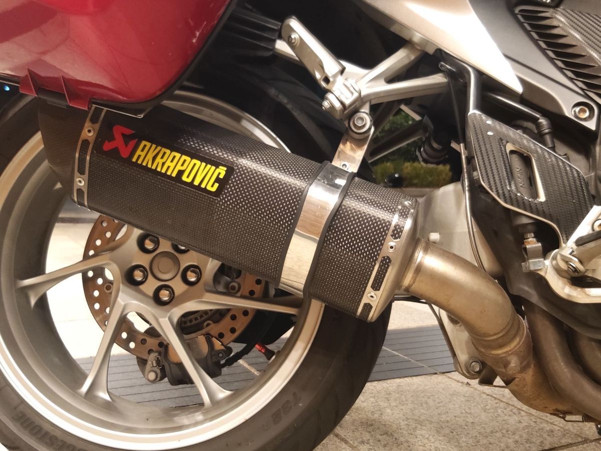 혼다 VFR 1200 F thumb 2