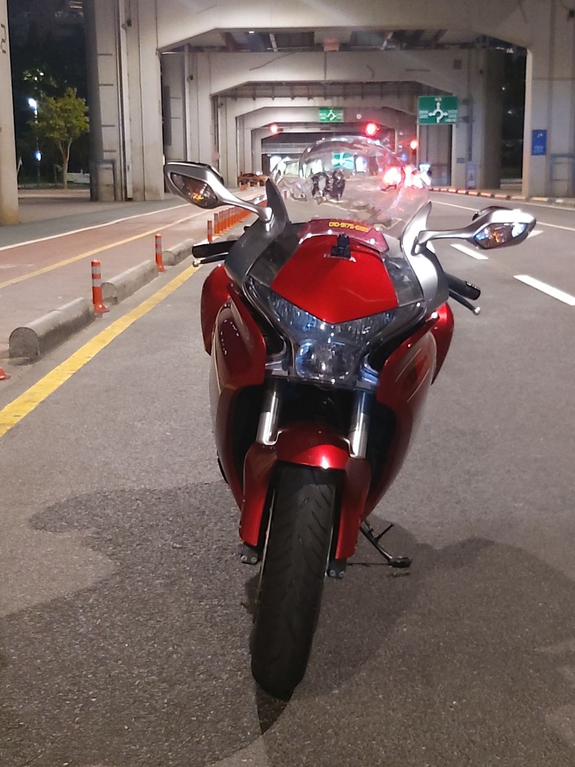 혼다 VFR 1200 F 6
