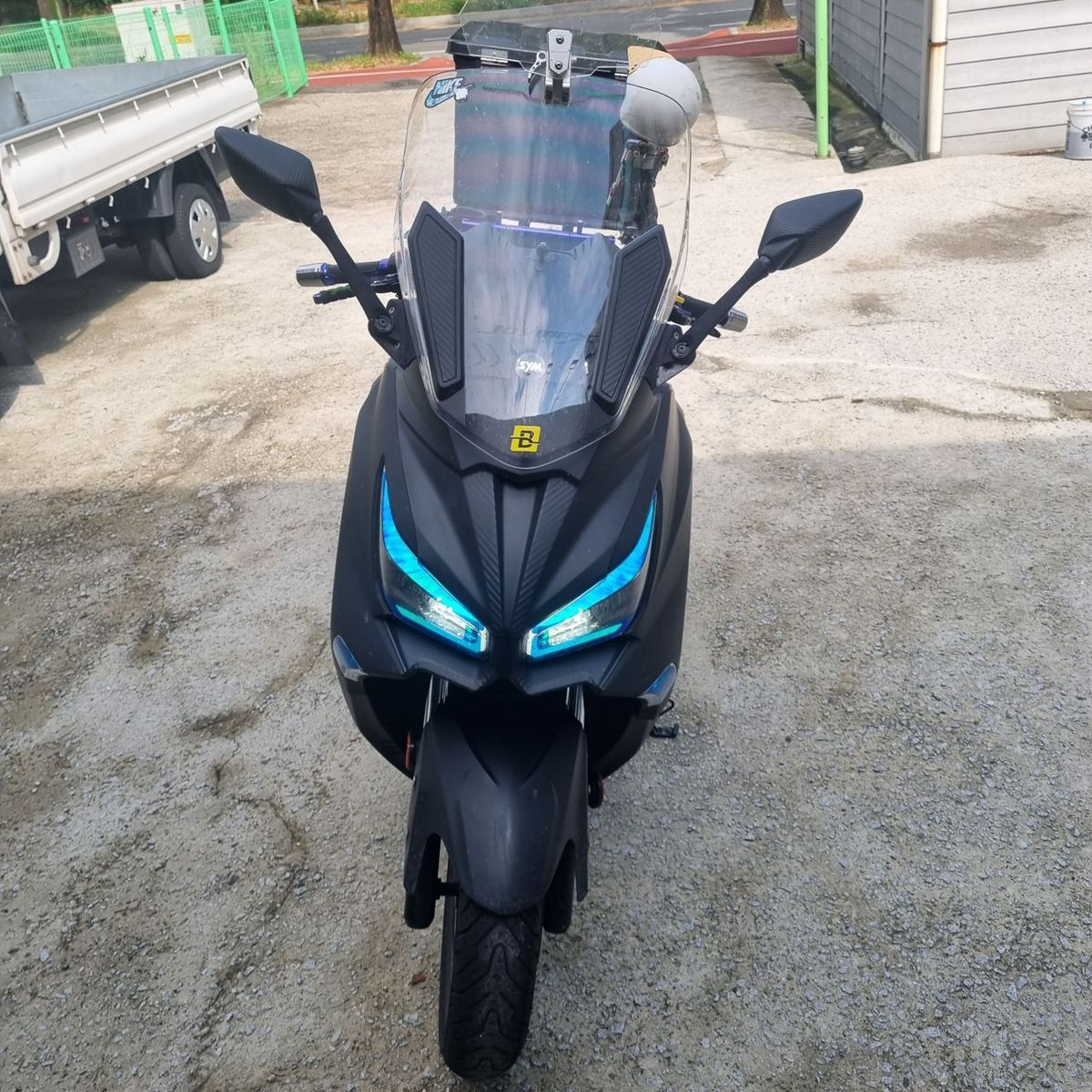 SYM 조이맥스 Z 300 플러스 ABS more