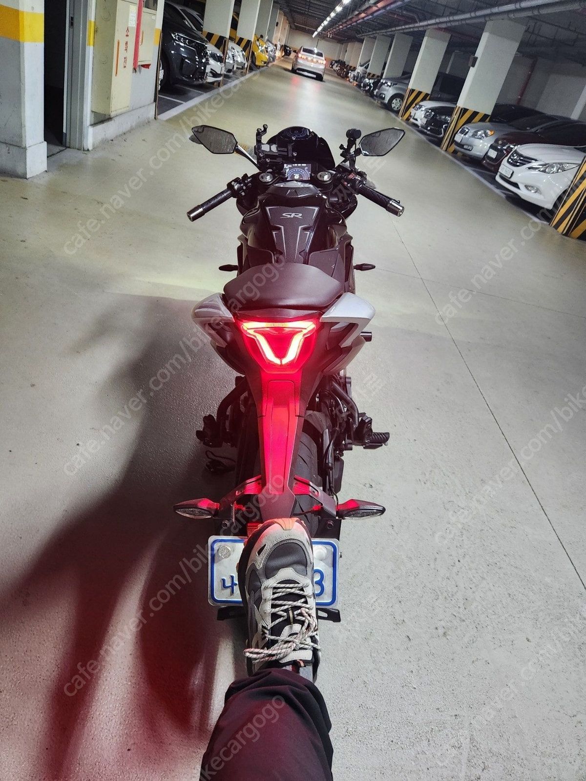 CF모토 300 SR 9
