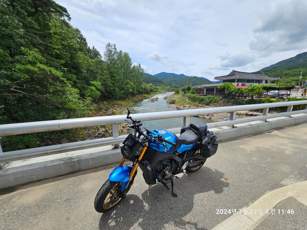 야마하 XSR 900 6