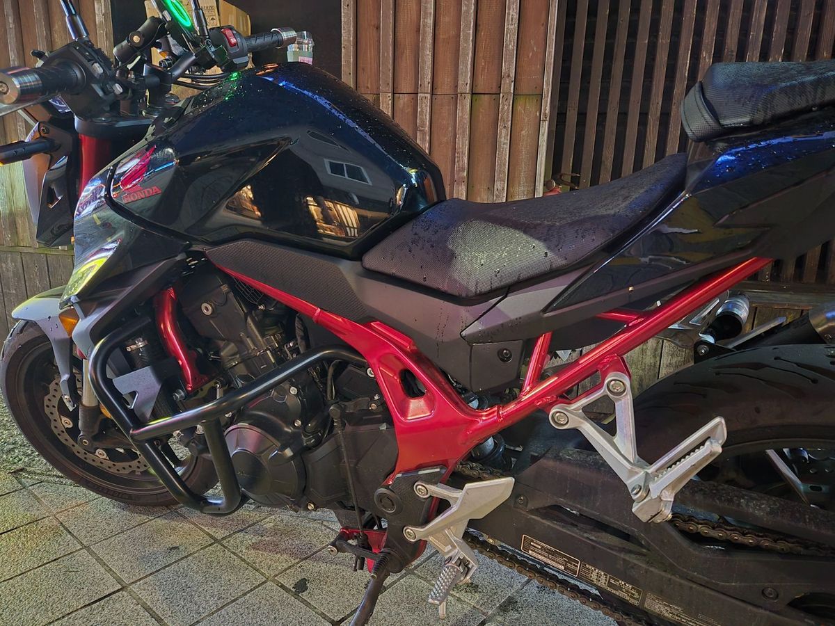 혼다 CB750 HORNET more