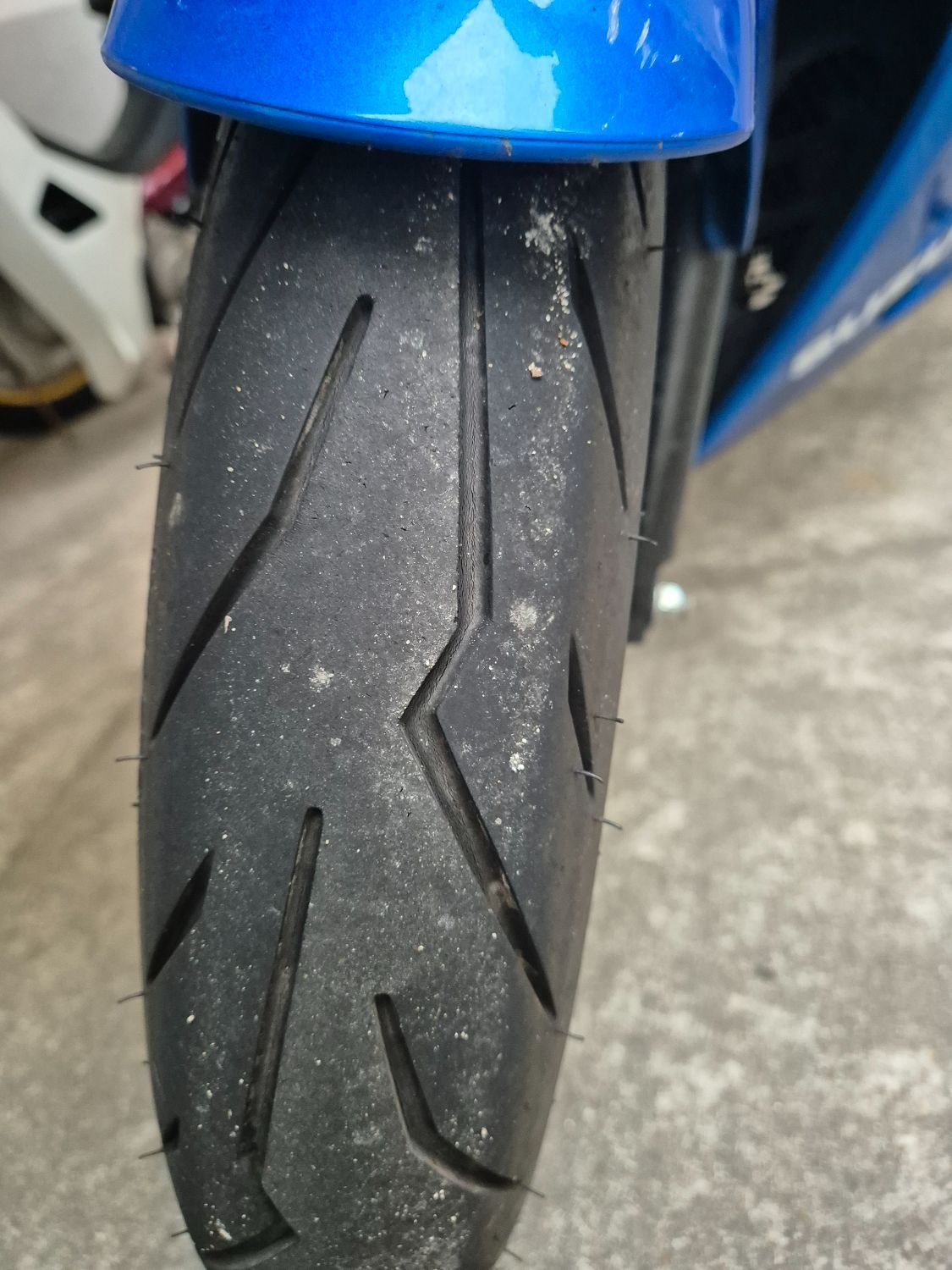 스즈키 GSX R 125 ABS 10